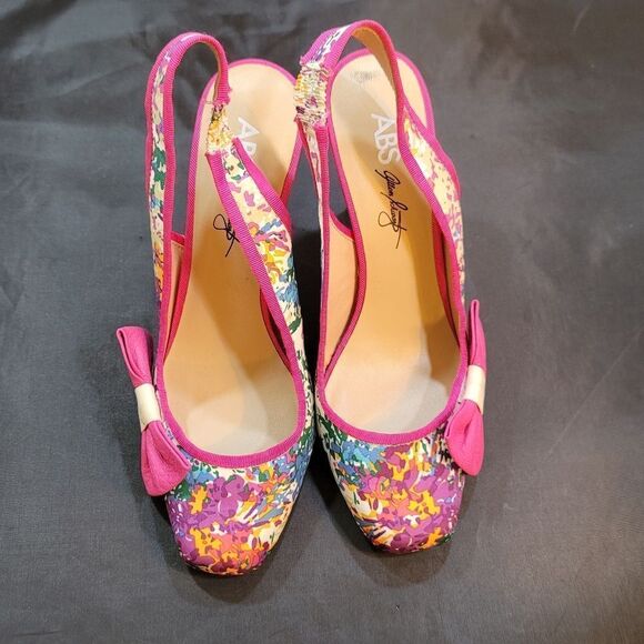 ABC BY ALLEN SCHWARTZ SLINGBACK FLORAL EMBROIDERED HEEL SANDAL - Picture 1 of 13